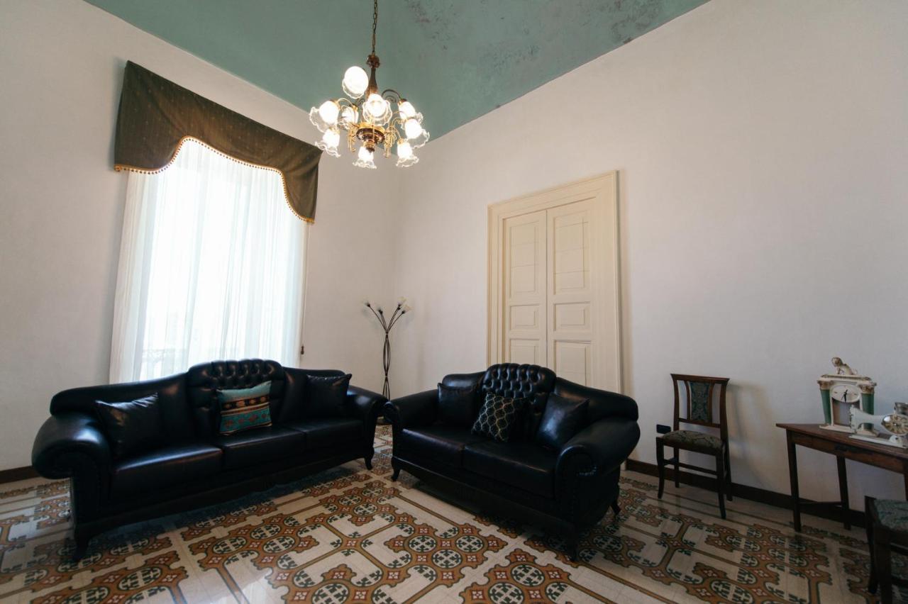 Palazzo Scarciglia Hotel Minervino di Lecce Exterior photo